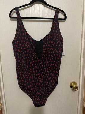 Black One-Piece Swimsuit with Red Leopard Shape Print BNWT XXL